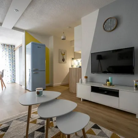 Appartement T2 cosy Port de plaisance Parking-wifi gratuit à Rochefort-sur-Mer Extérieur photo